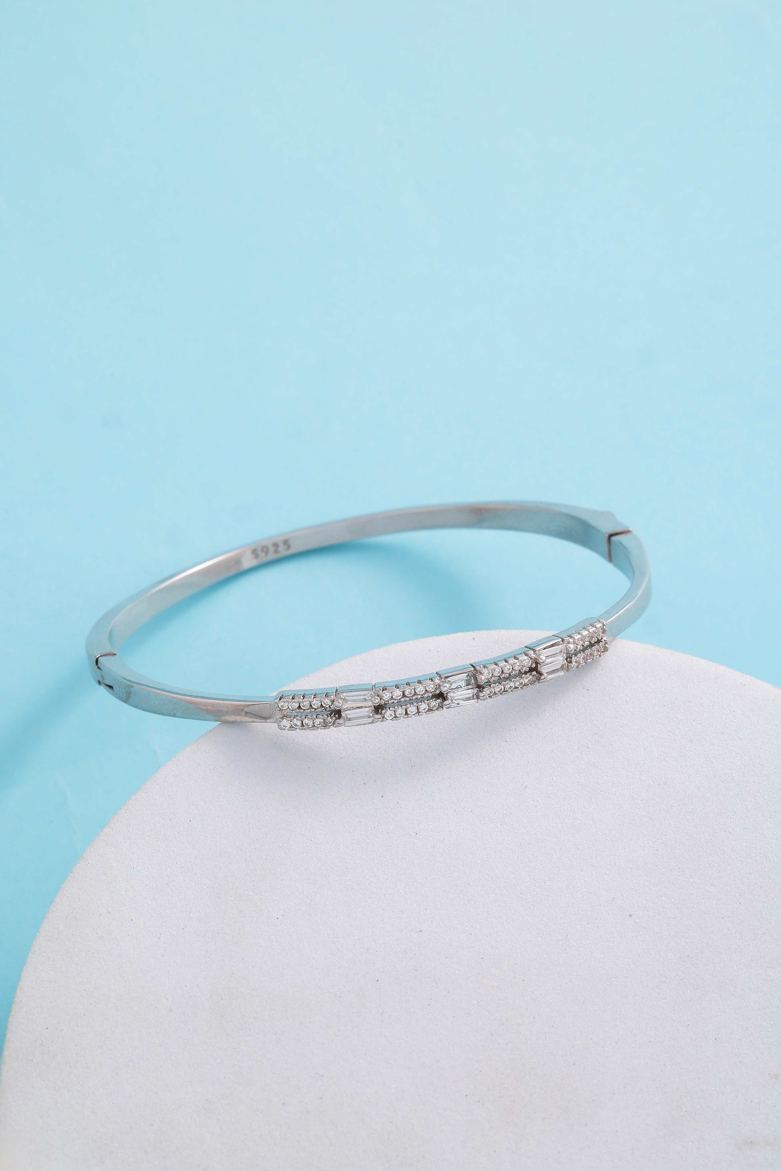 SILVER PLAIN BRACELET (13-1125)