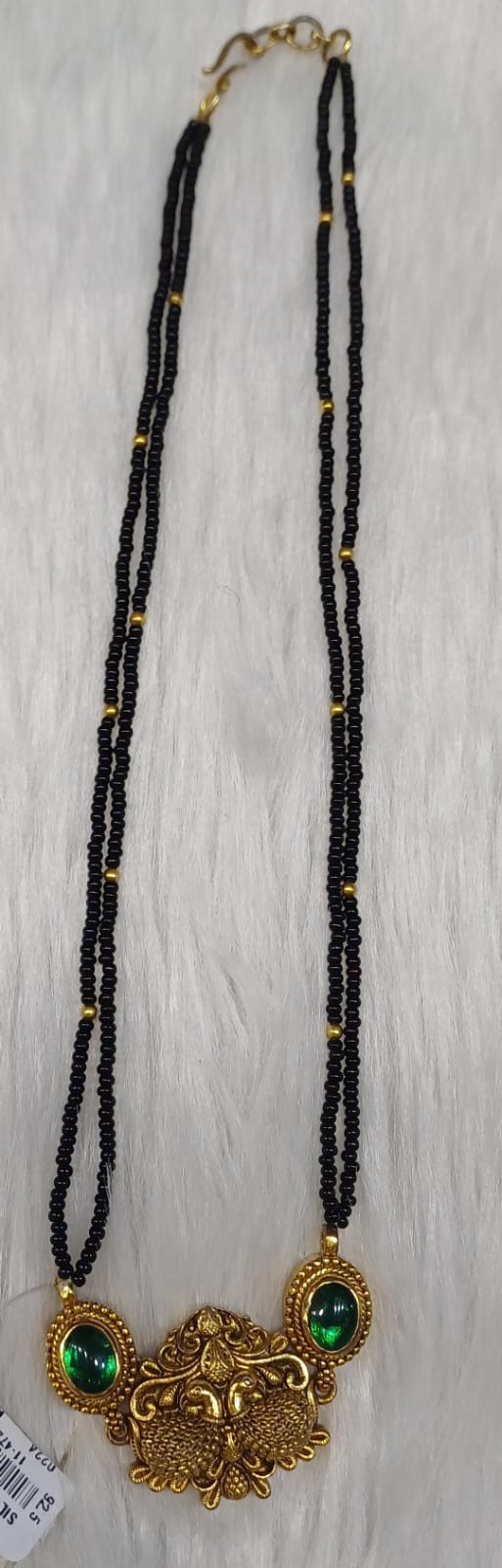 BLACK BEADS (11-4727)